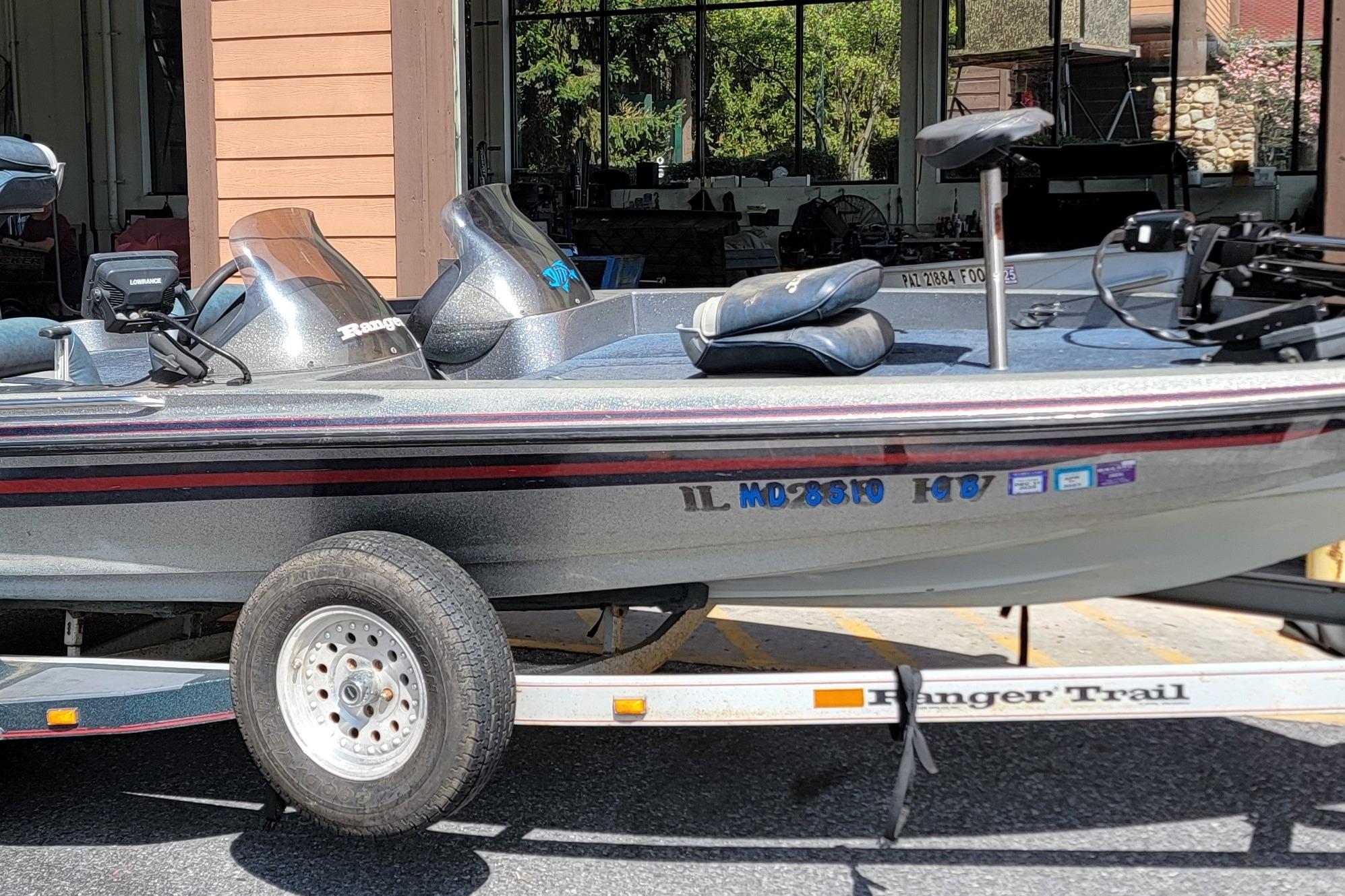 1995 Ranger 482 V