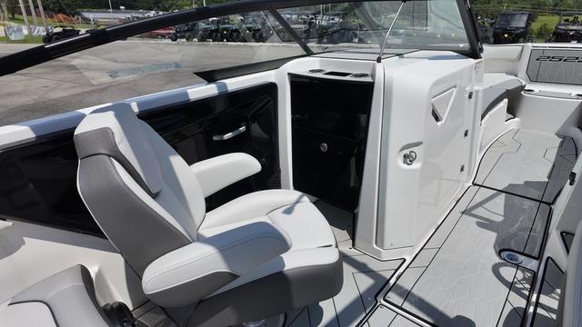 2024 Yamaha Boats 252XE - 18