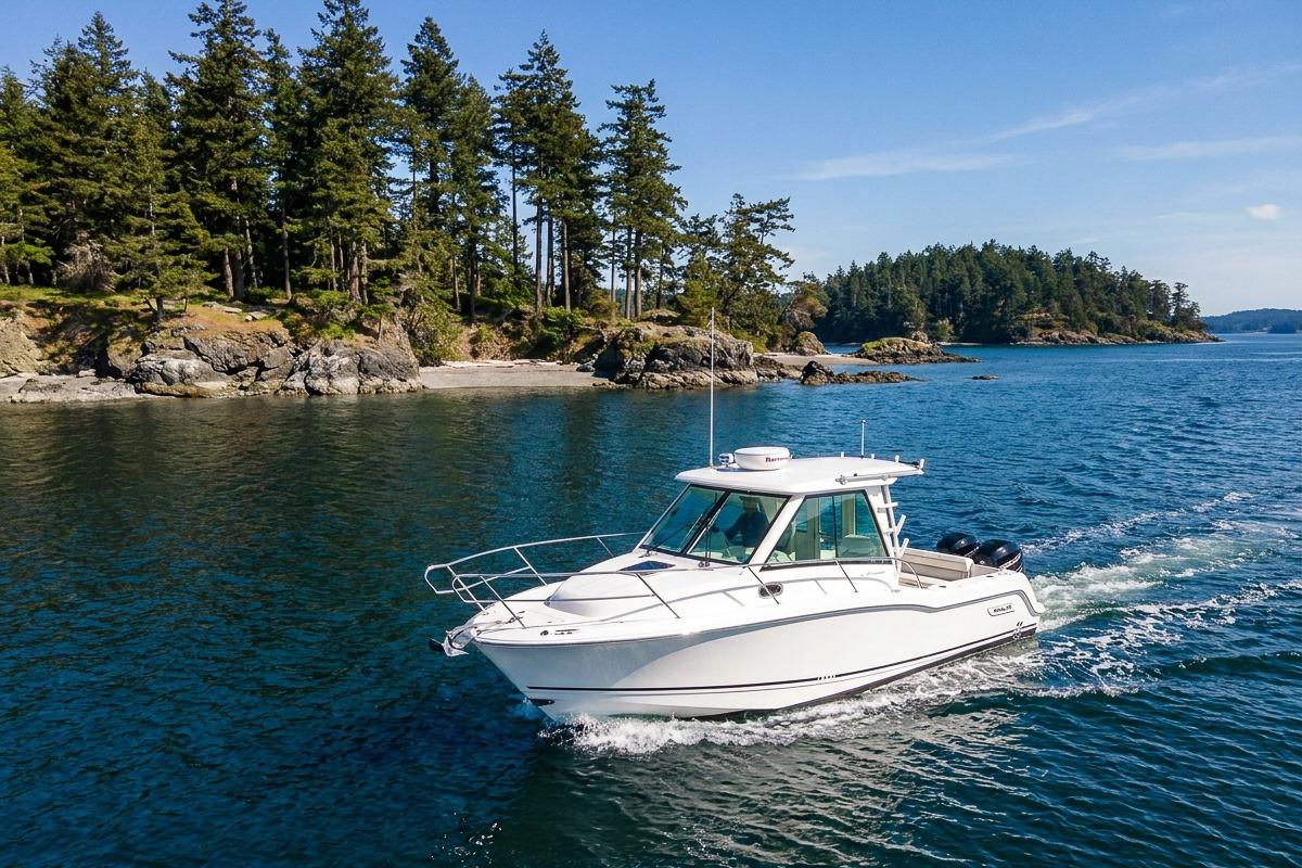 2019 Boston Whaler 285 Conquest Pilothouse