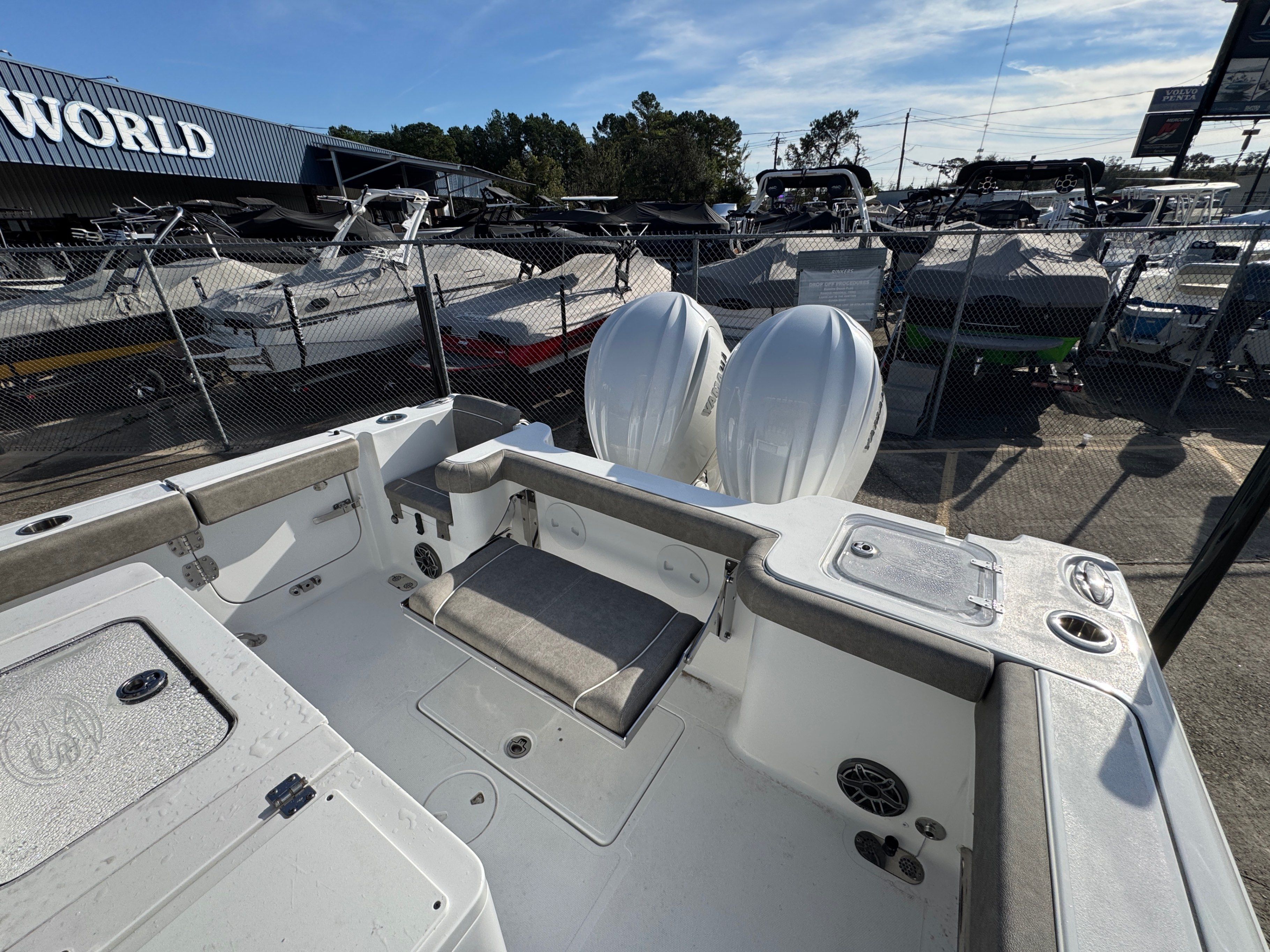 2026 Sea Hunt Gamefish 28 Forward Seating - 34
