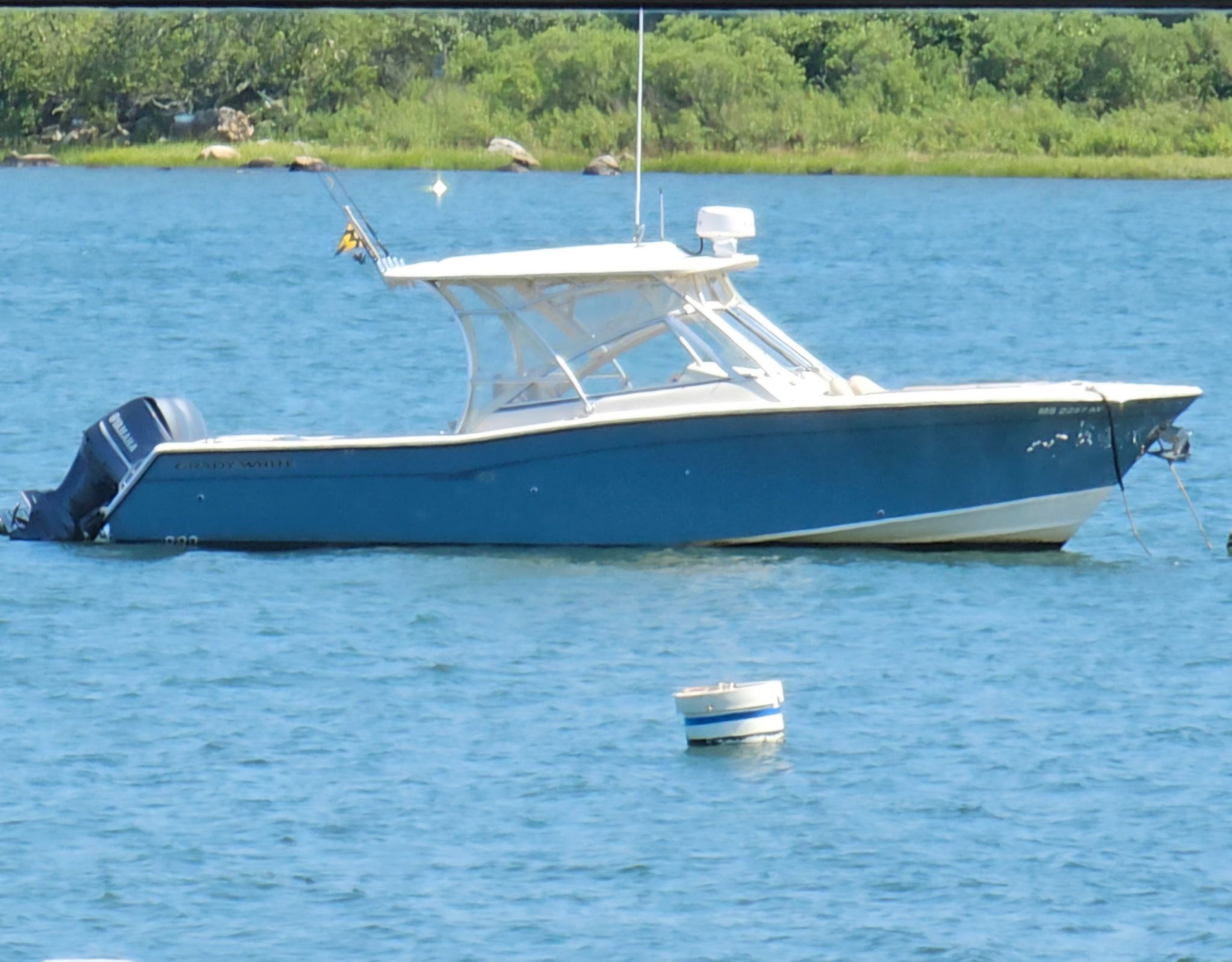2011 Grady-White Freedom 307