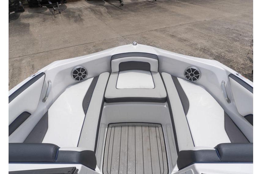 2021 Yamaha Boats 195S interior with sleek seating and modern design.