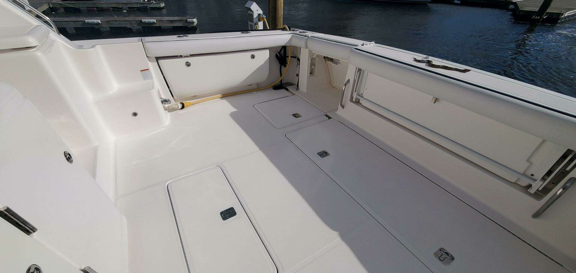 2006 Tiara Yachts 4200 Open - Image 7
