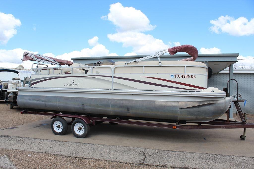 2005 Bennington 2275 RL