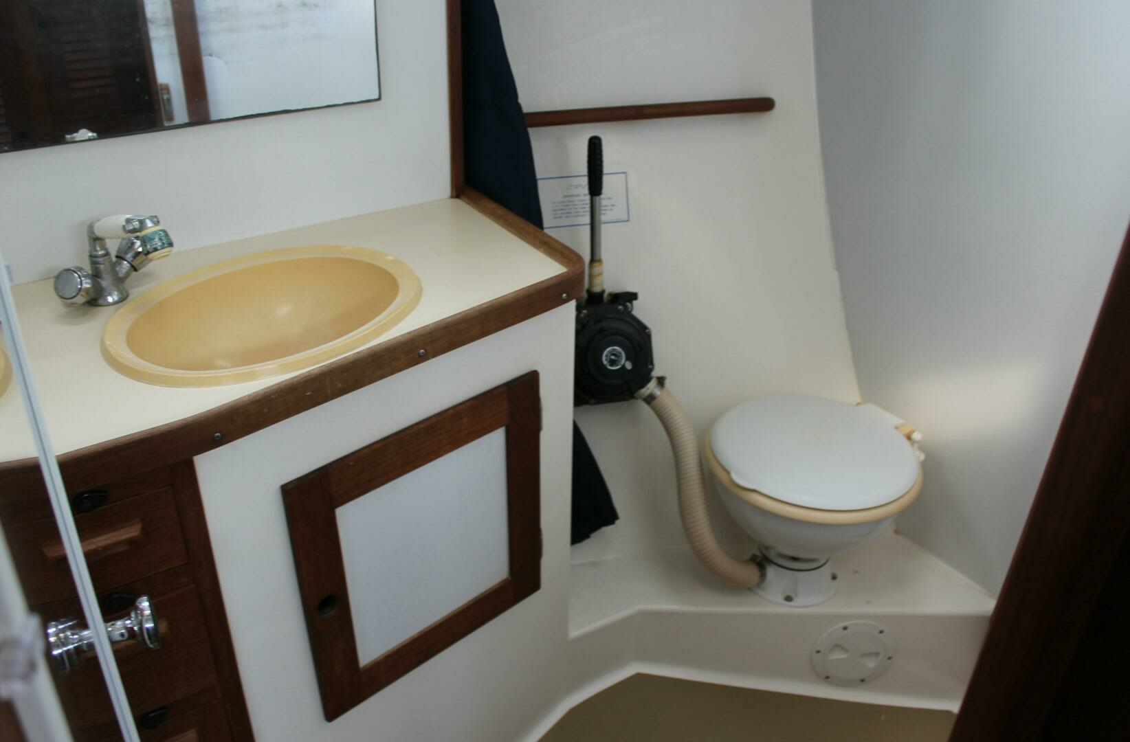1986 Freedom Marine — - Image 32