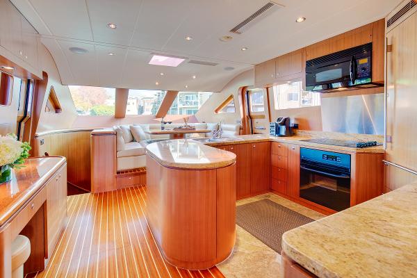 Luxurious interior of Horizon 82’ Cockpit Motoryacht, 2006 model.