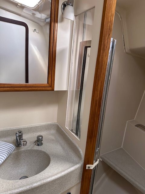 2008 Catalina 350 MkII - 52