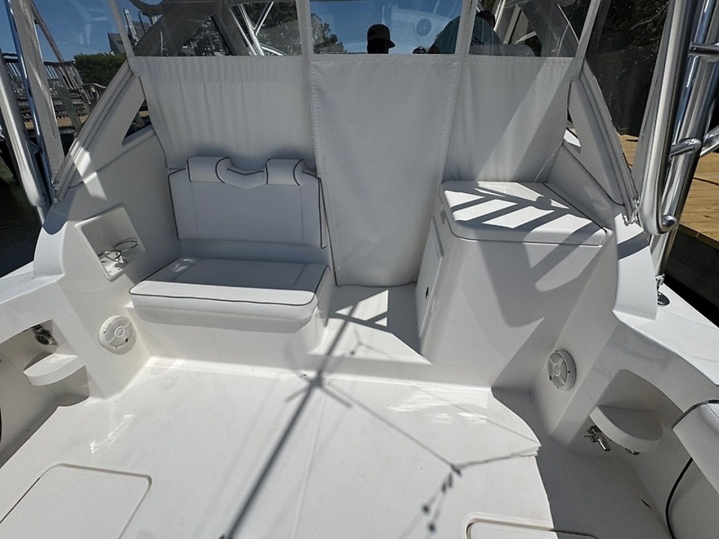 2022 Albemarle 30 Express - Image 31