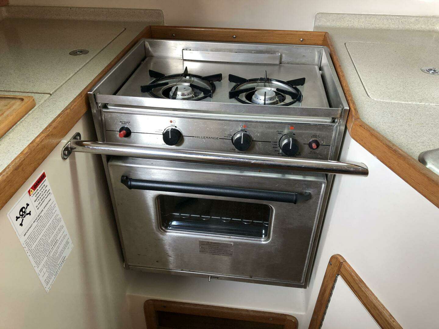 2005 Catalina 320 - Image 29