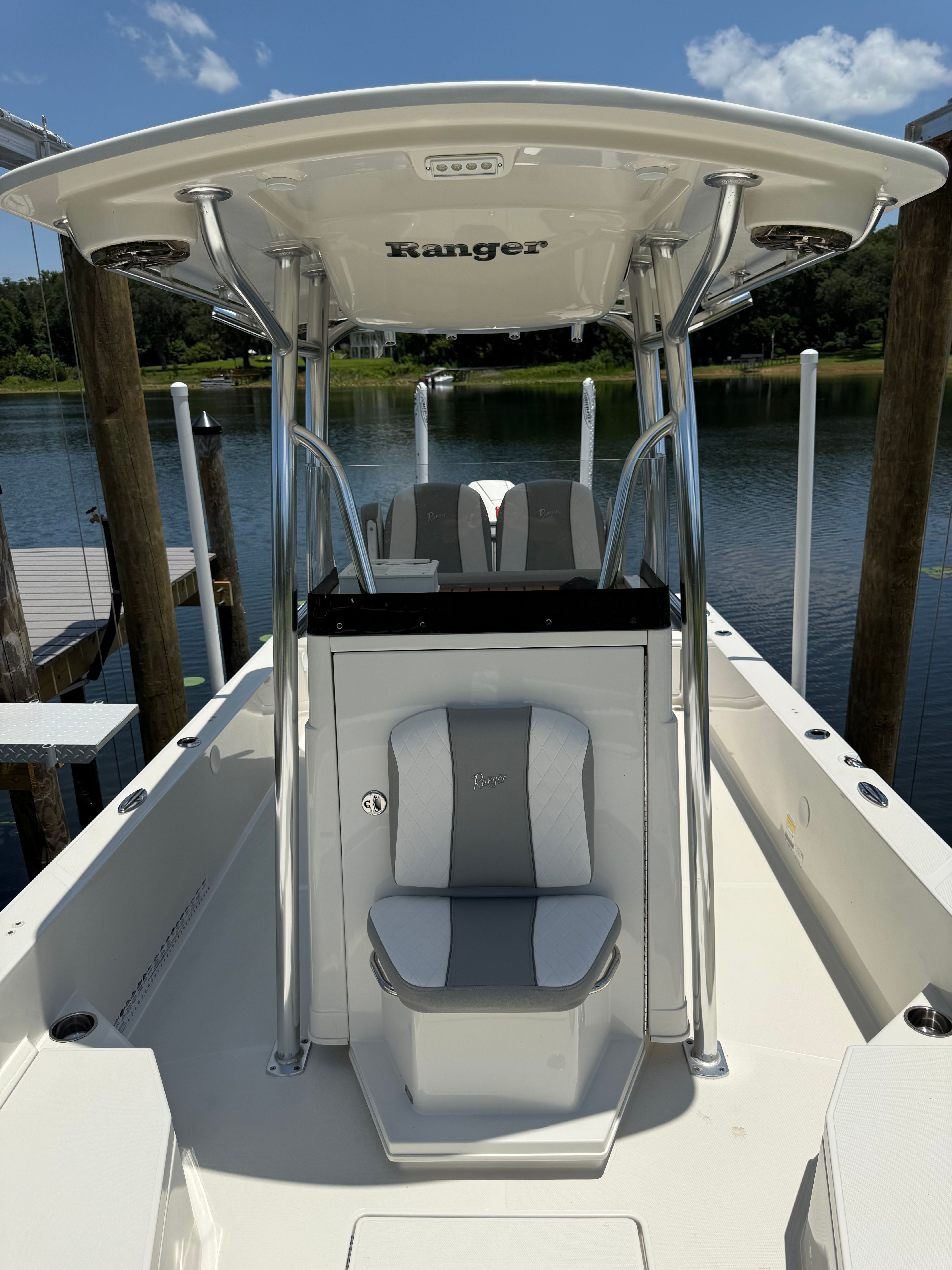2021 Ranger 2360 Bay - 15