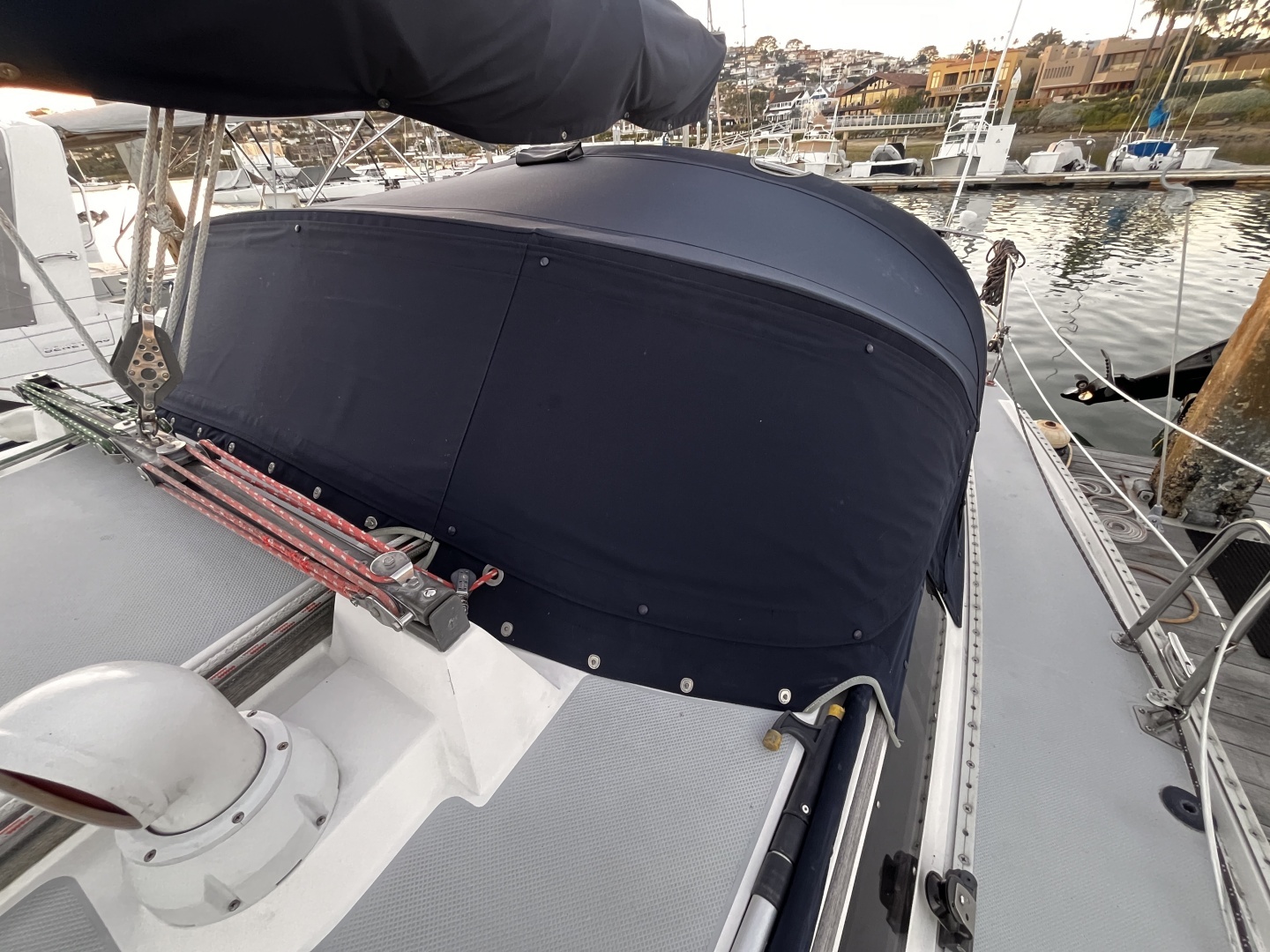 1990 Catalina 42 - Image 17
