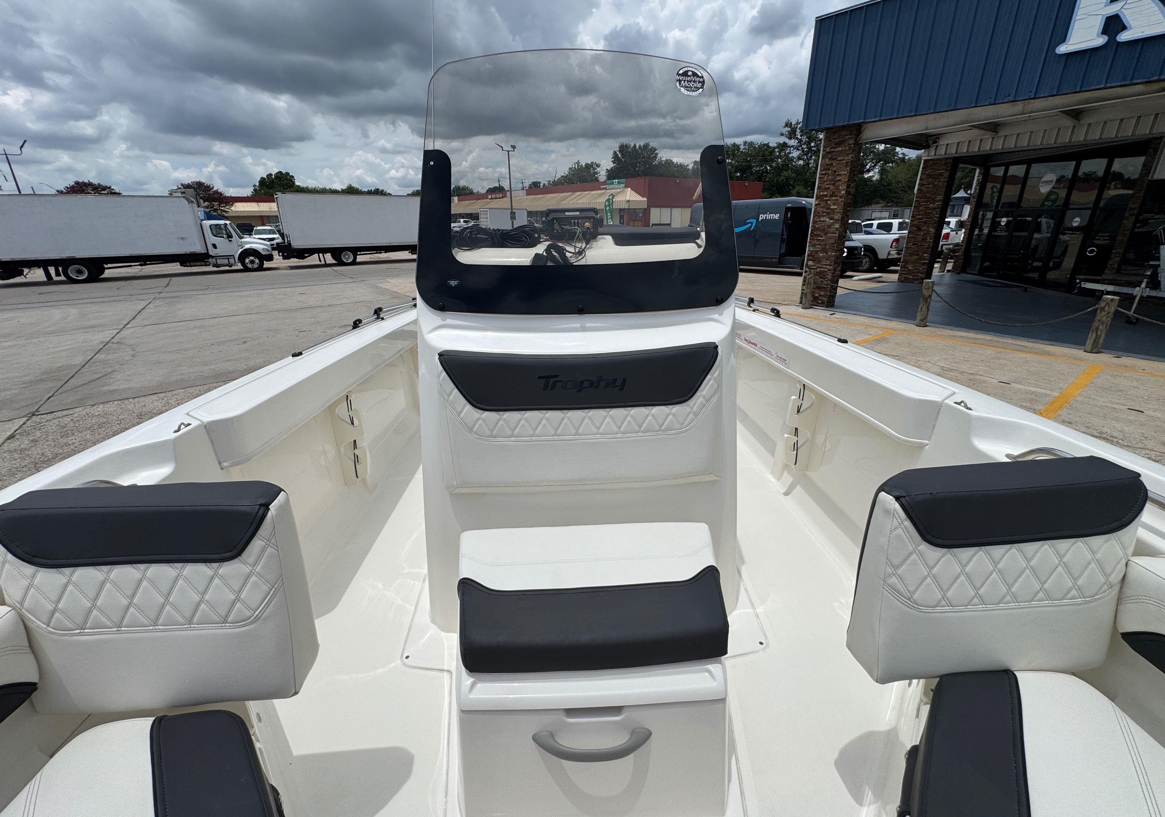 2022 Bayliner Trophy - 12