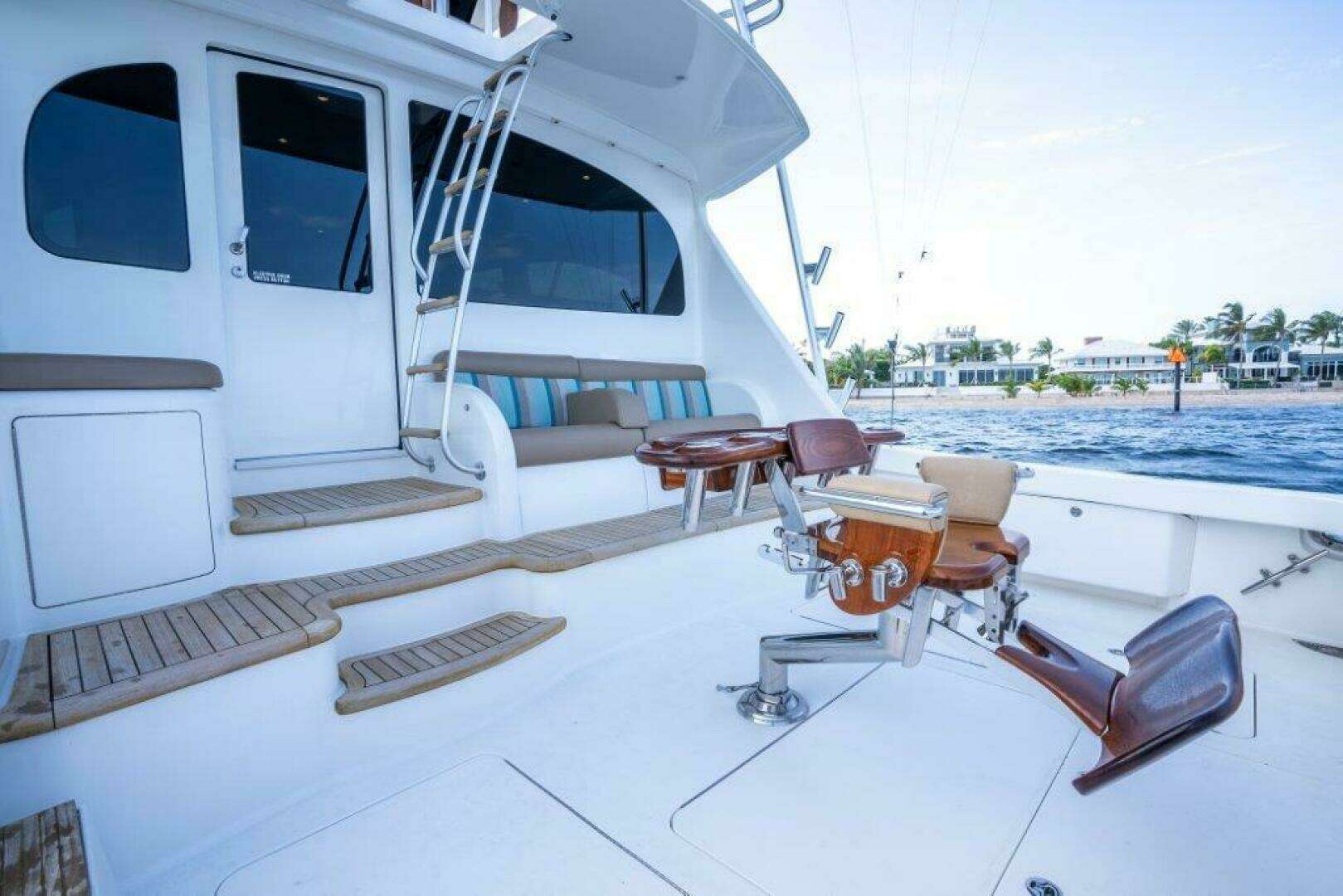 2015 Viking 66 Convertible - Image 30