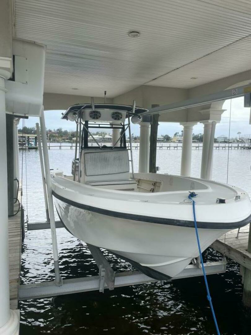 1992 Mako 221 CC - Image 2