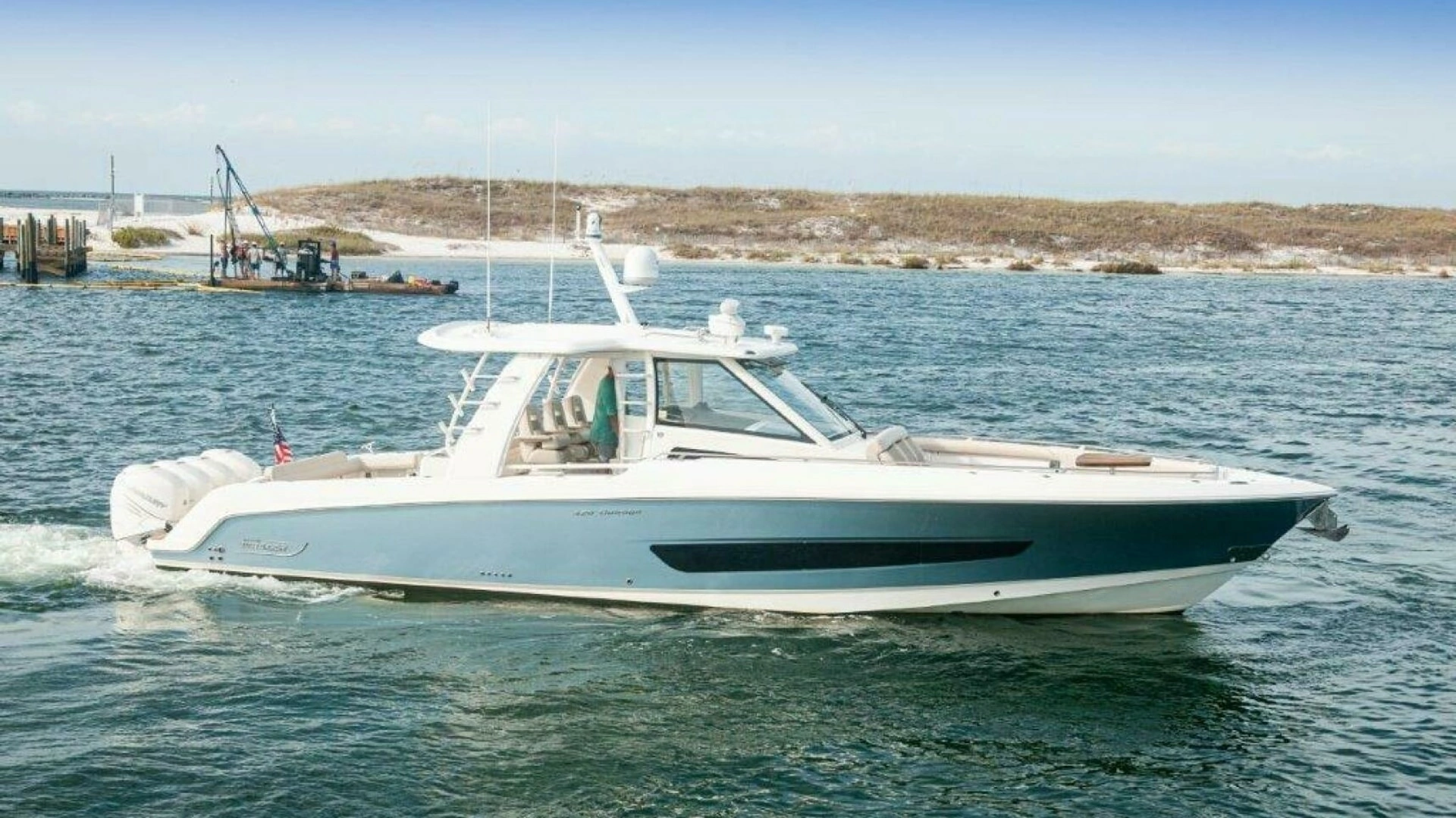 2018 Boston Whaler 420 Outrage - Image 35