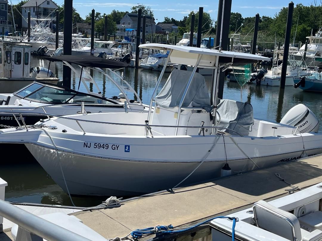 2005 Aquasport 235 Osprey