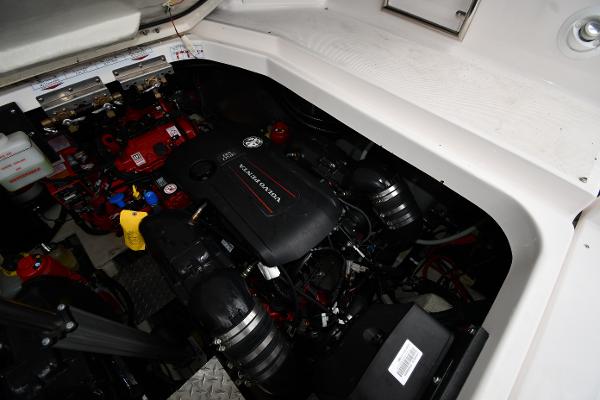 2021 Regal 35 Sport Coupe - 65