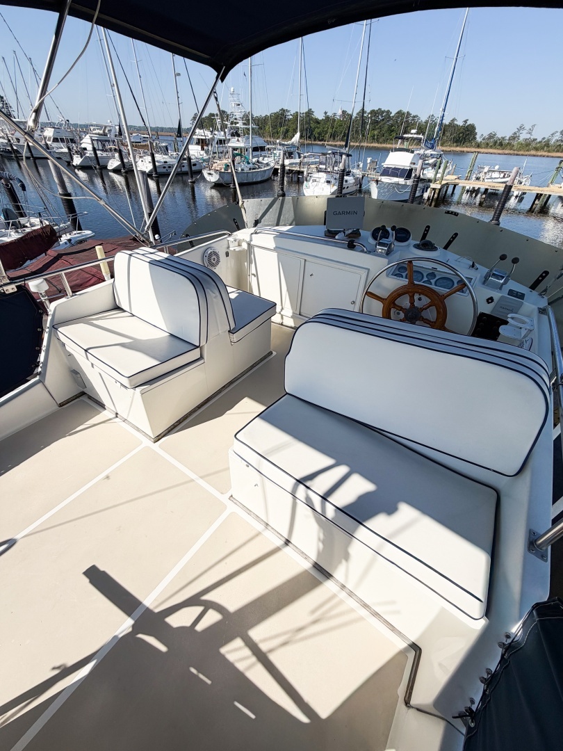 1991 Grand Banks 36 - Image 15