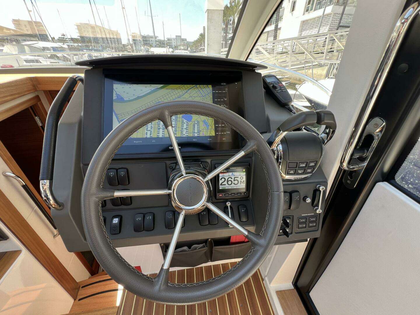2018 Nimbus 365 Coupe - Image 49