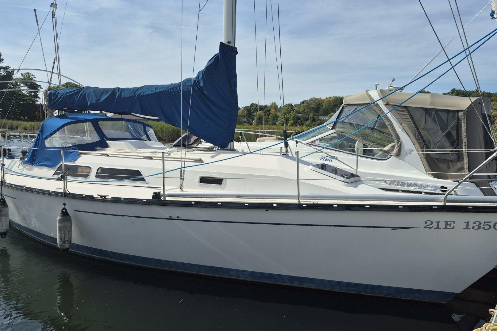 1984 Mirage Yachts 35