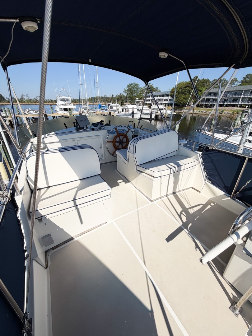 1991 Grand Banks 36 - Image 14