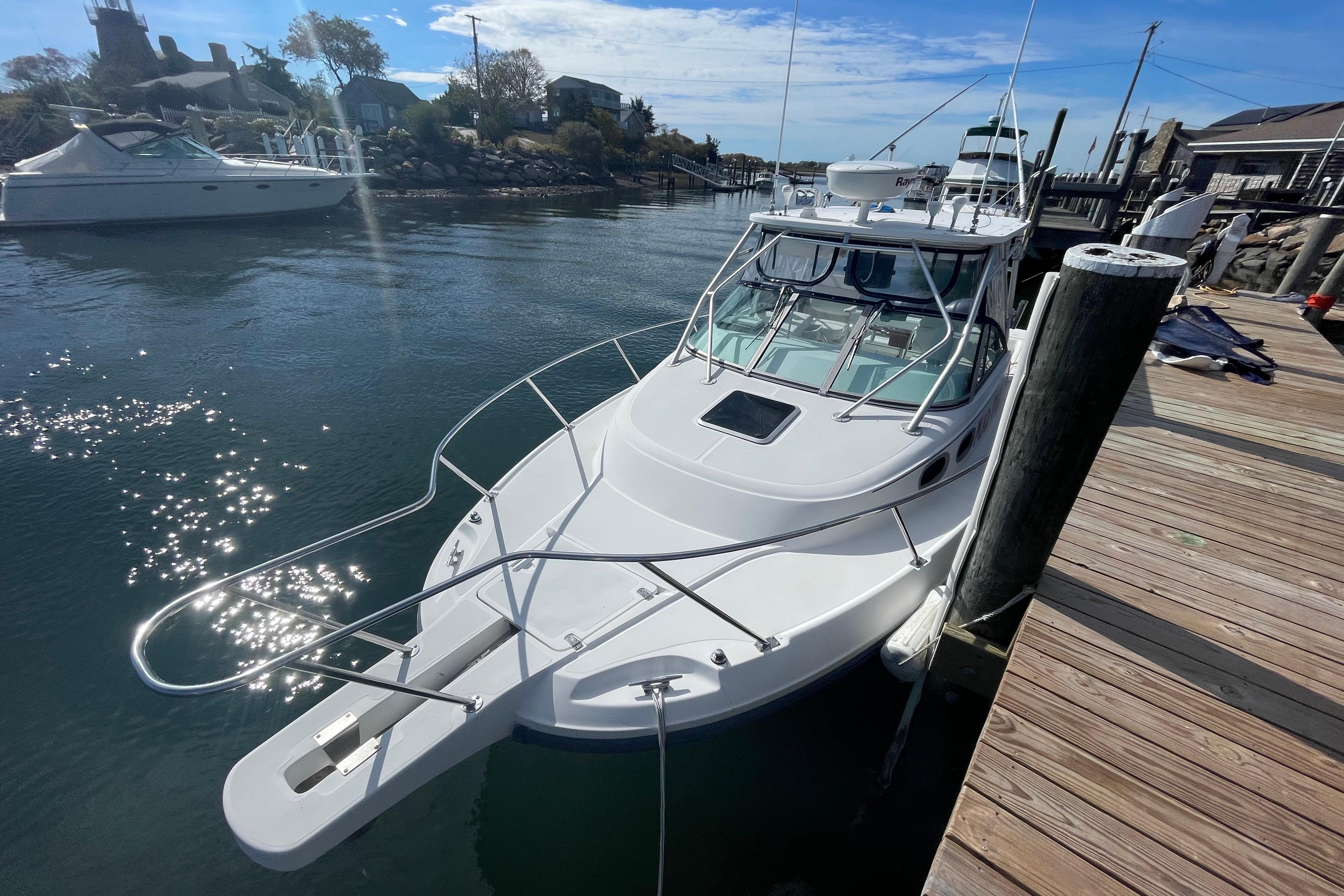 2001 Boston Whaler 285 Conquest