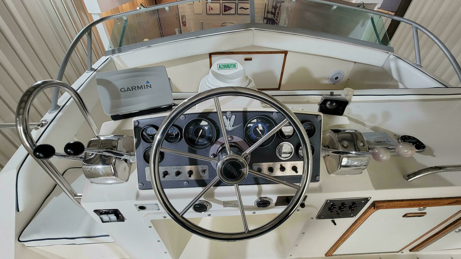1983 Bertram 33 Flybridge Cruiser - Image 10