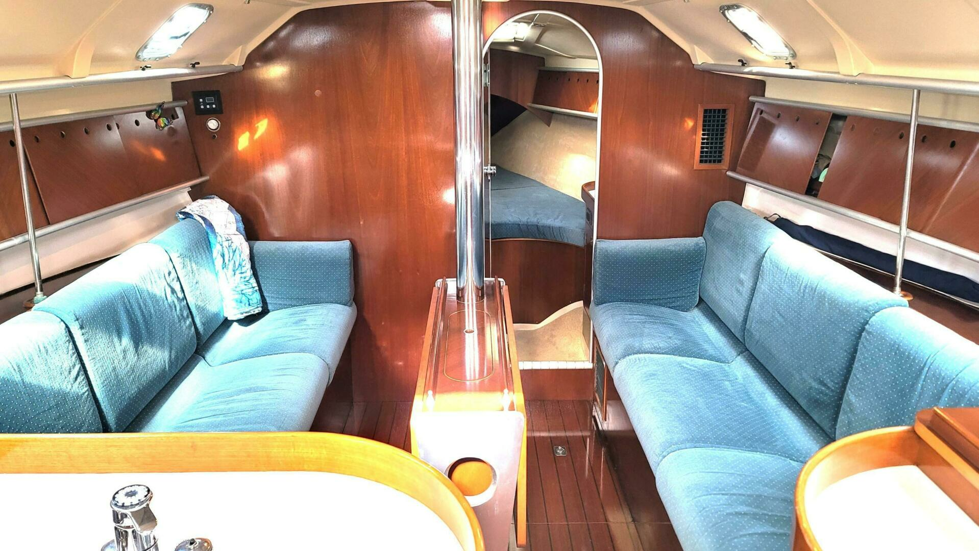1993 Beneteau First 38.5 - Image 3