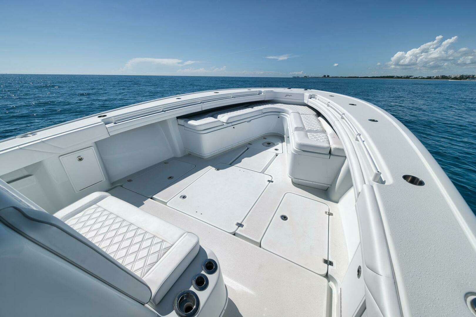 2023 Yellowfin 39' Offshore - Image 8