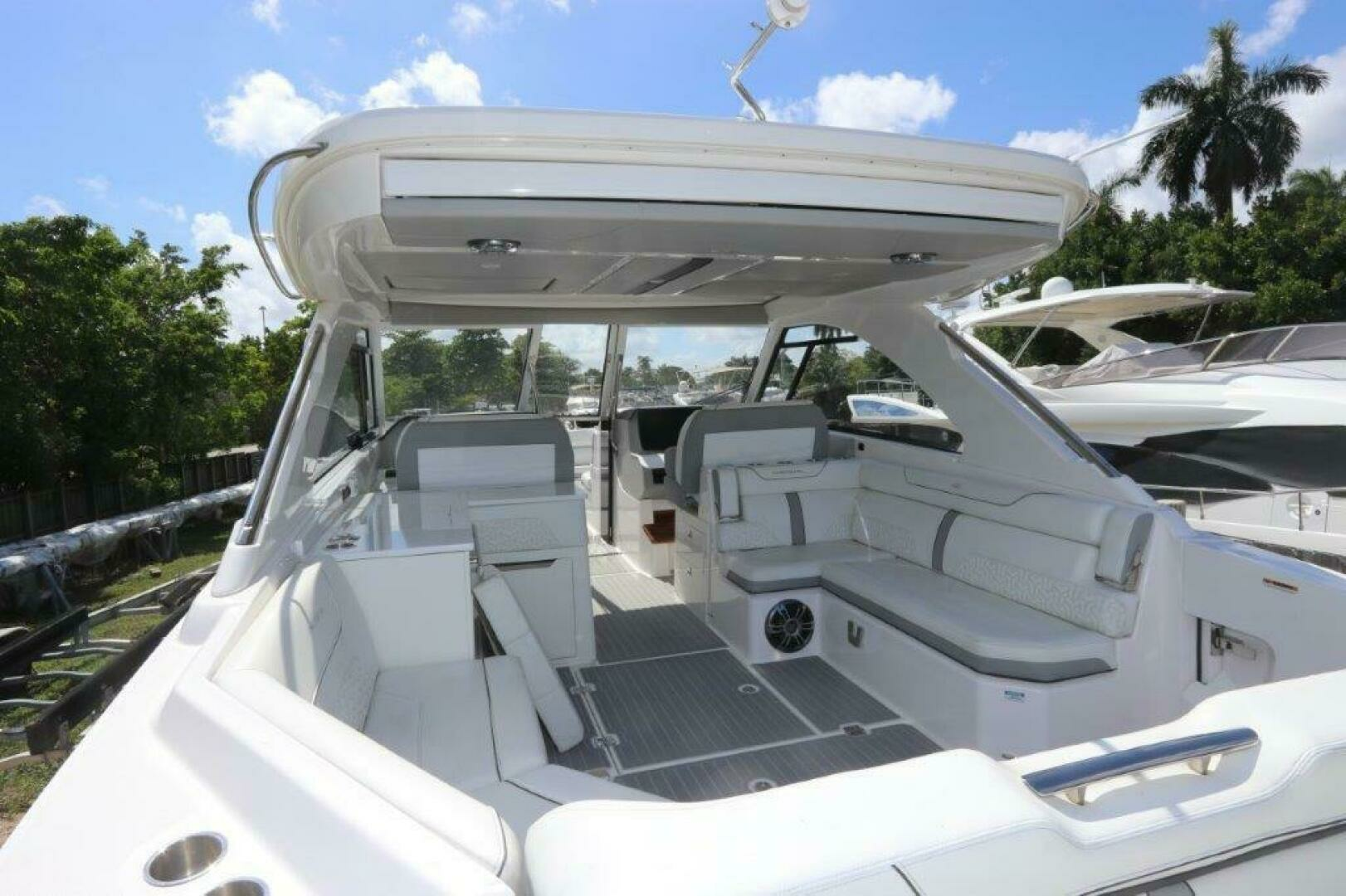 2022 Regal LX36 - Image 3