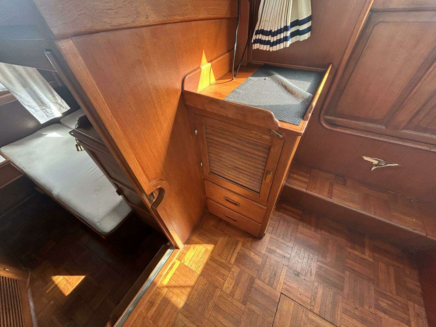 1978 Albin Dual Cabin - Image 25
