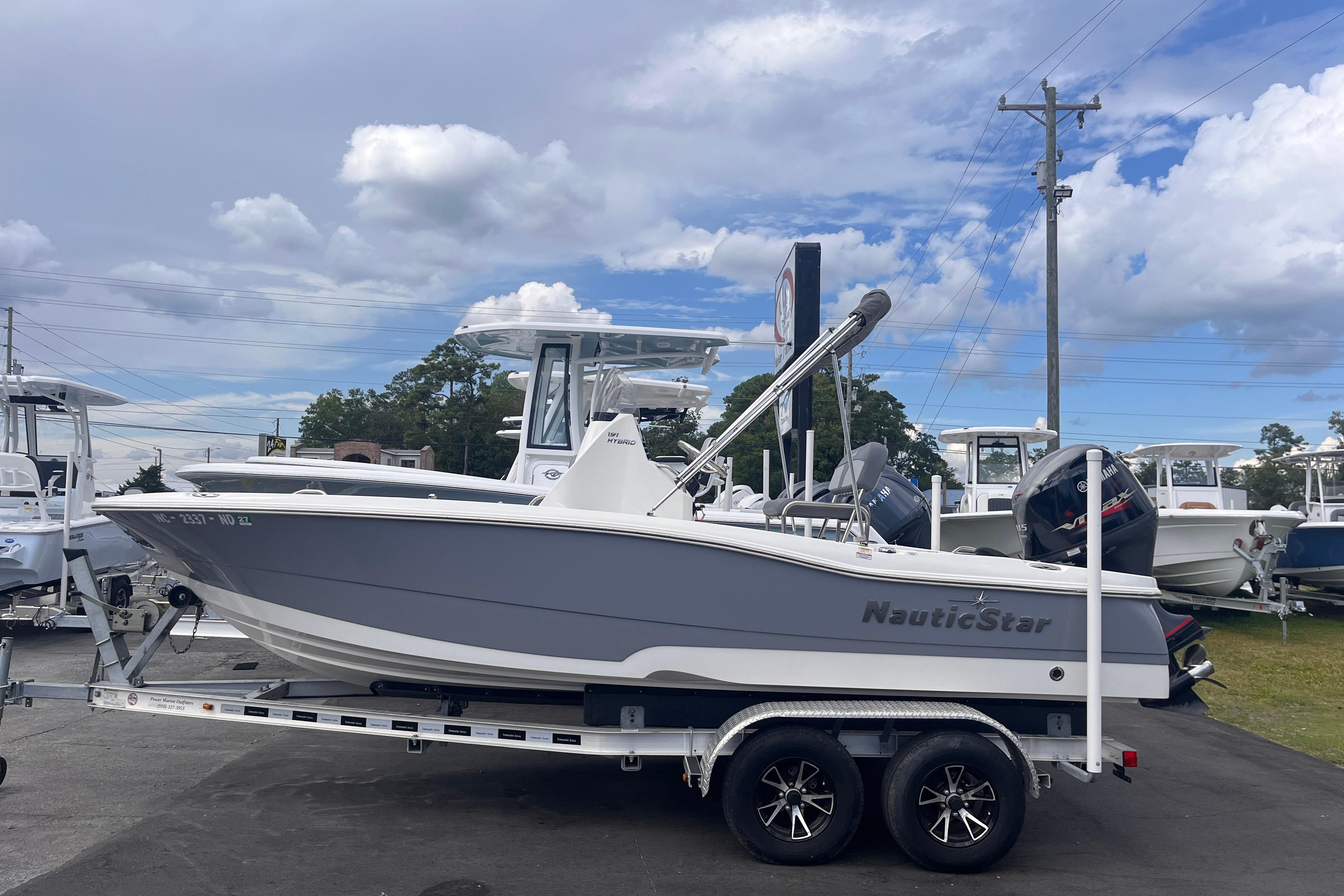2023 NauticStar 191 Hybrid