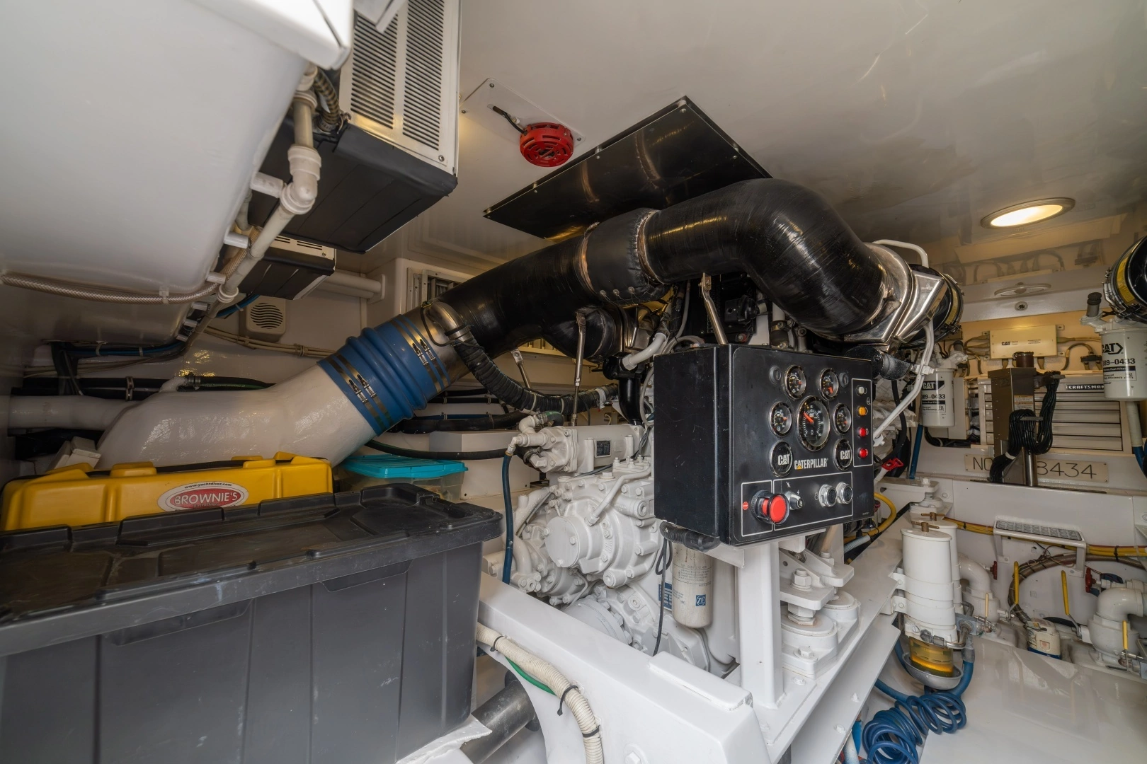 2012 Viking 60 Convertible - Image 70
