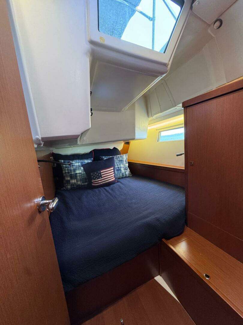 2017 Beneteau Oceanis 45 - Image 63