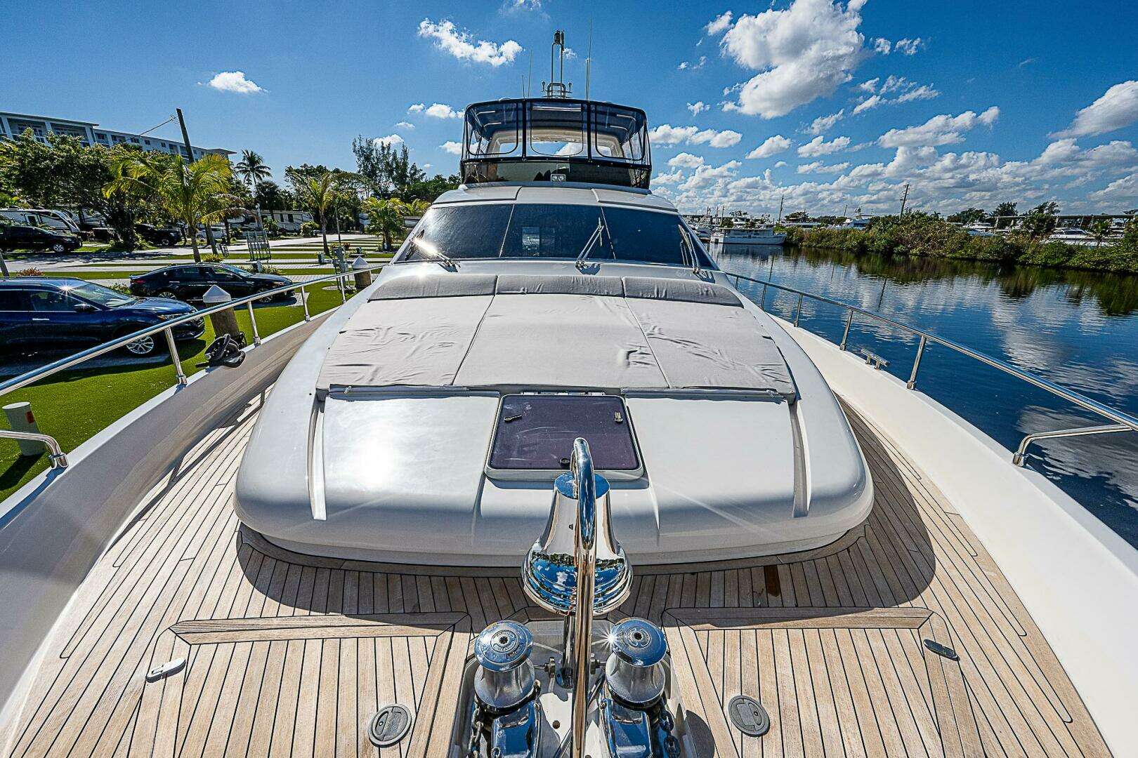 2006 Ferretti Yachts 830 - Image 23