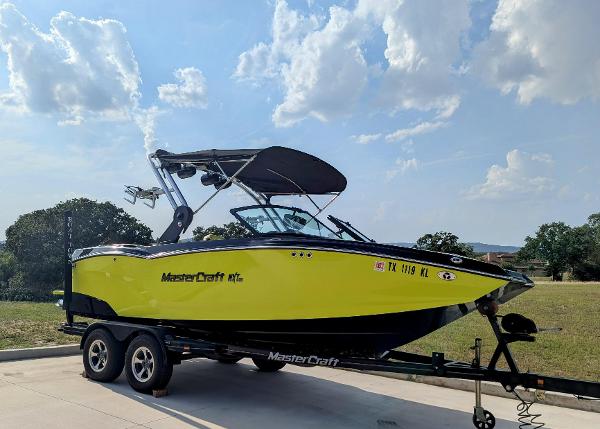 2021 MasterCraft NXT20 - 2