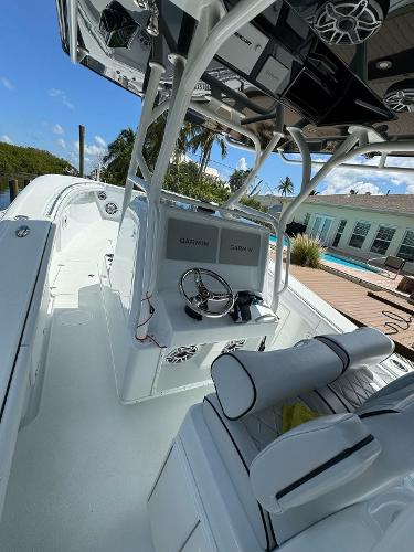 2023 Yellowfin 34 Offshore - 17
