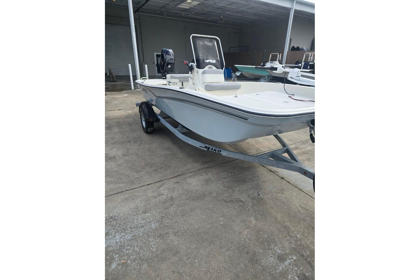 2026 Mako Pro Skiff 15 CC