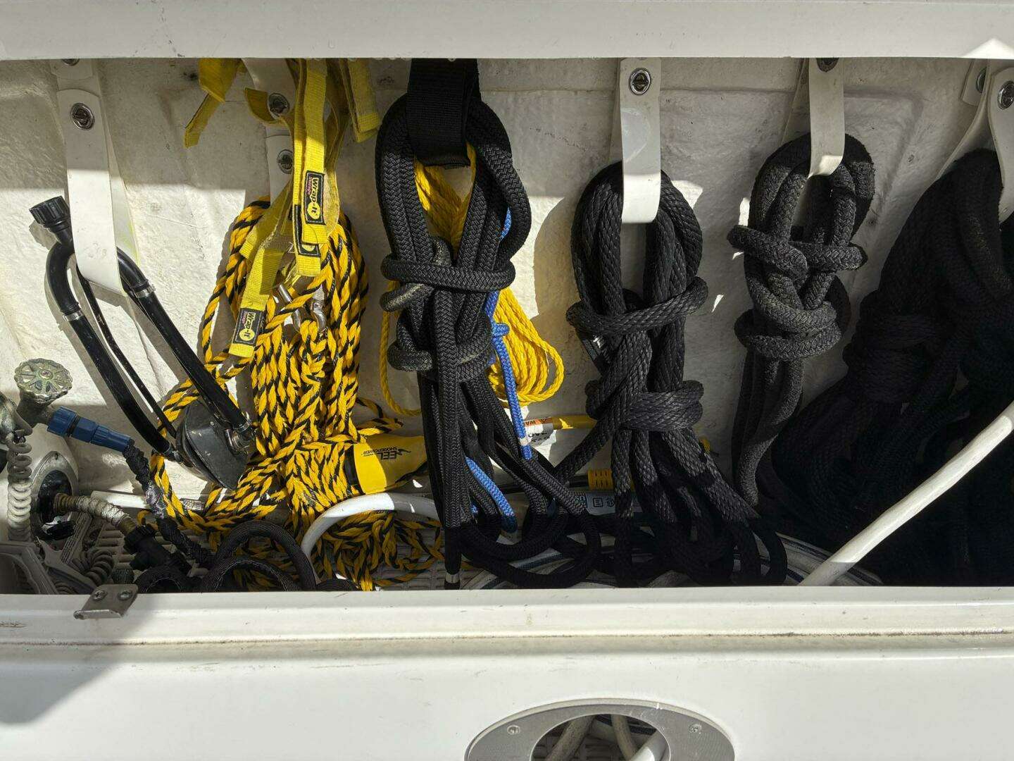 2007 Sea Ray 44 Sedan Bridge - Image 44