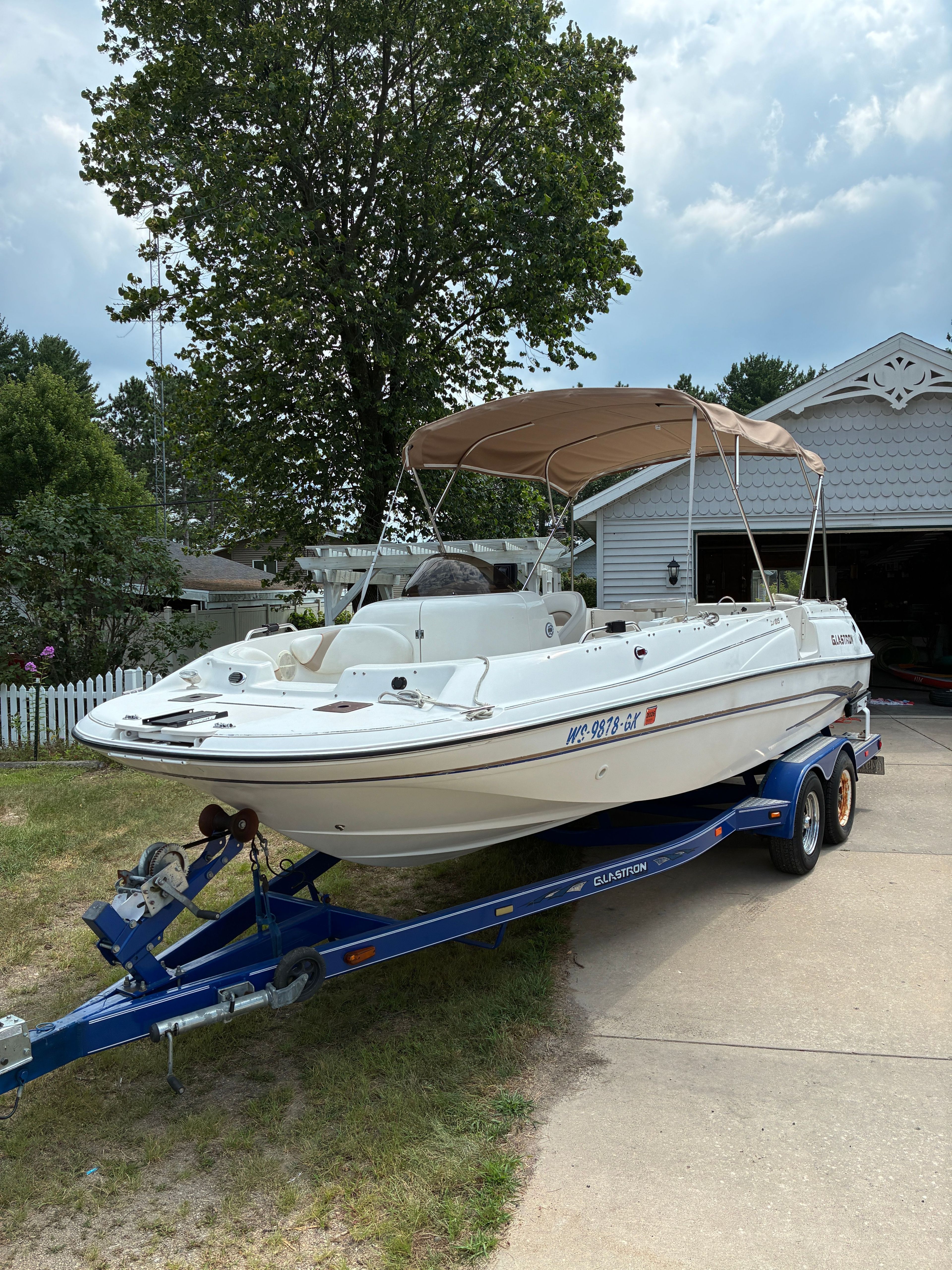 2003 Glastron DX 215 - 2