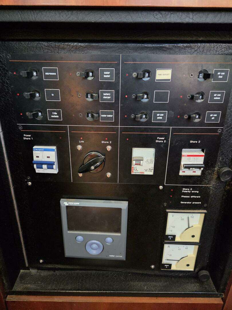 1998 Oyster 485 - Image 35