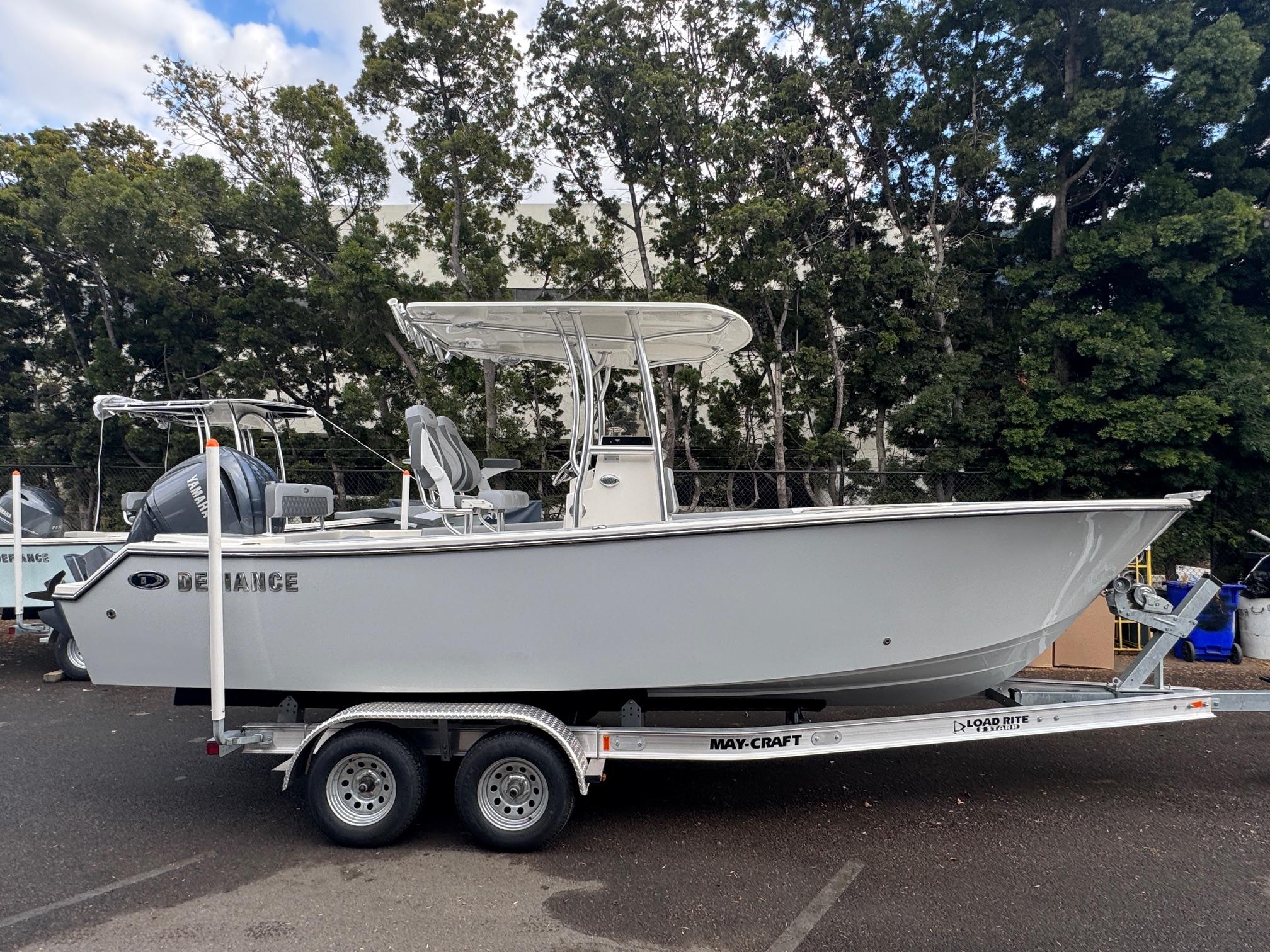 2026 Defiance Catalina 240