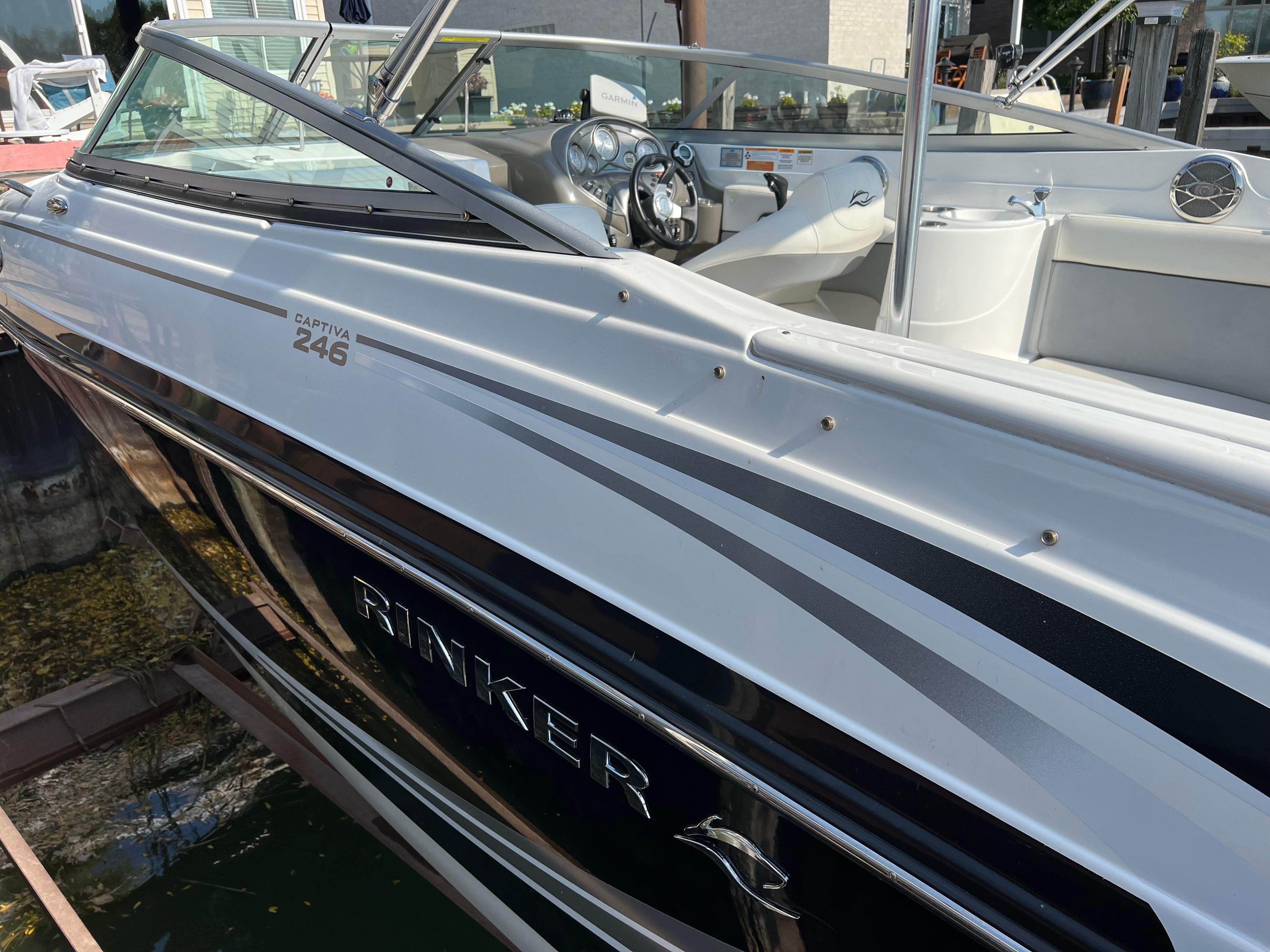 2013 Rinker 246 Captiva Cuddy - 21