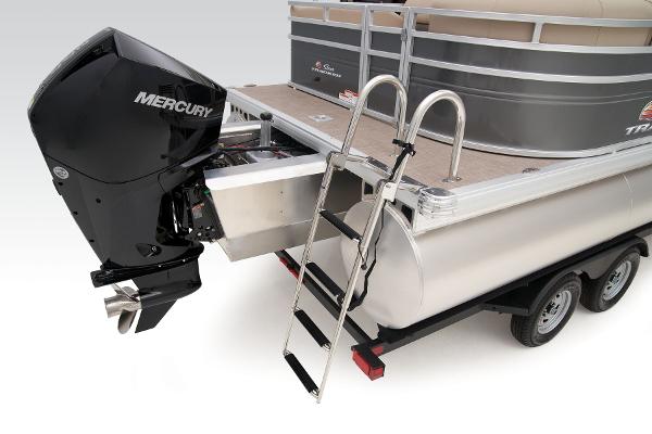 2025 Sun Tracker Party Barge 22 RF XP3 - 60