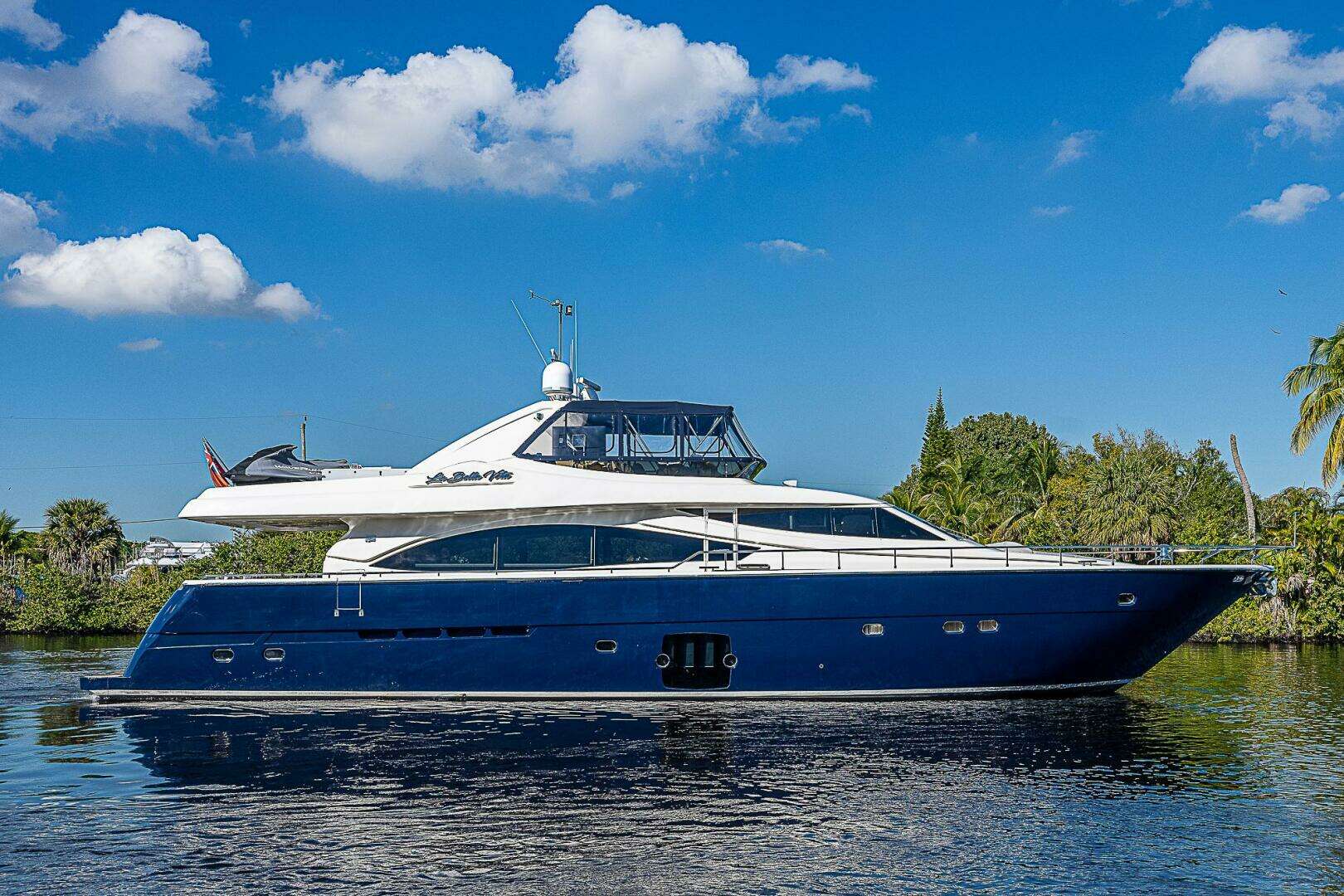 2006 Ferretti Yachts 830 - Image 16