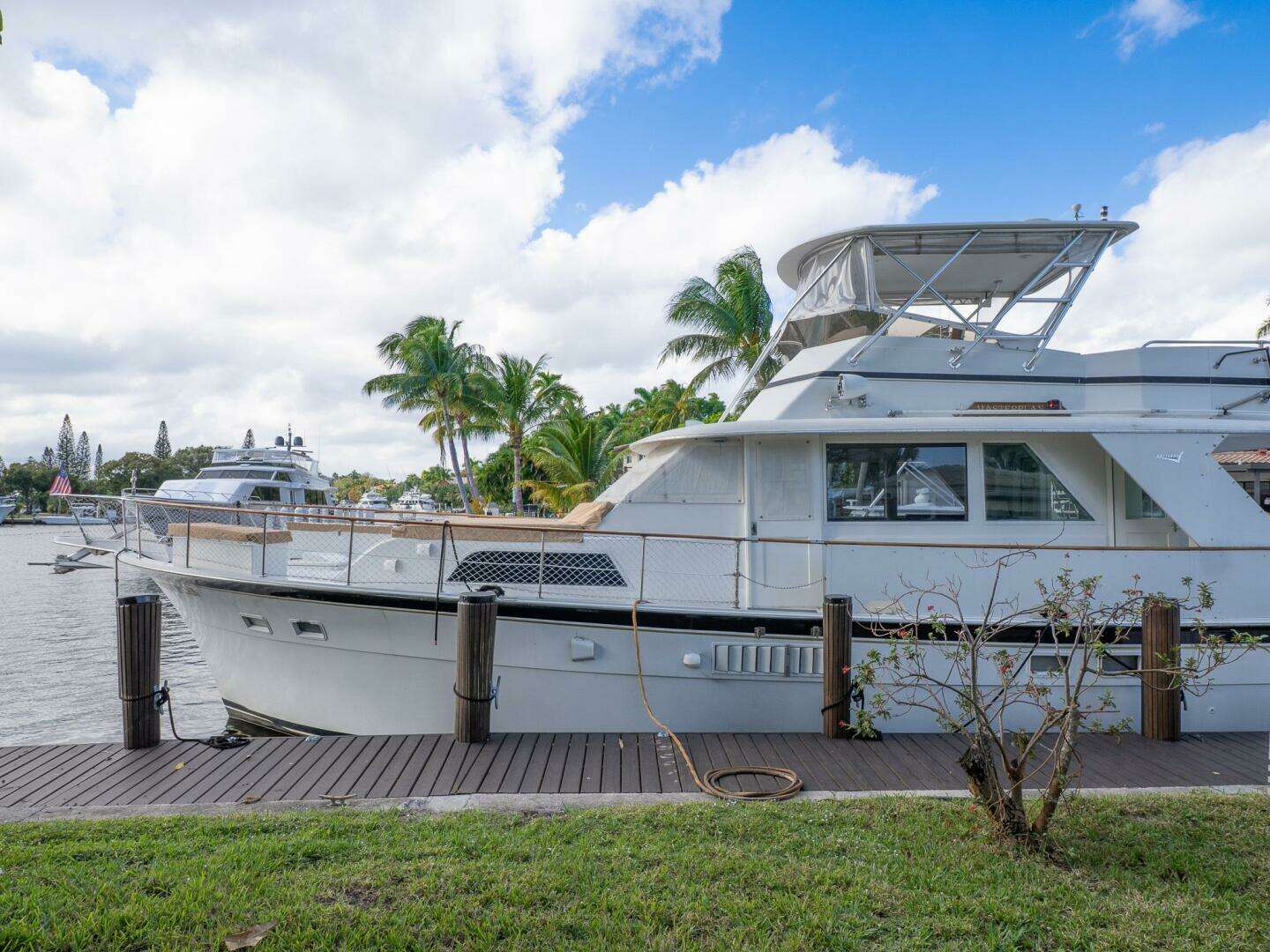 1975 Hatteras 58 Yacht Fisherman - Image 32