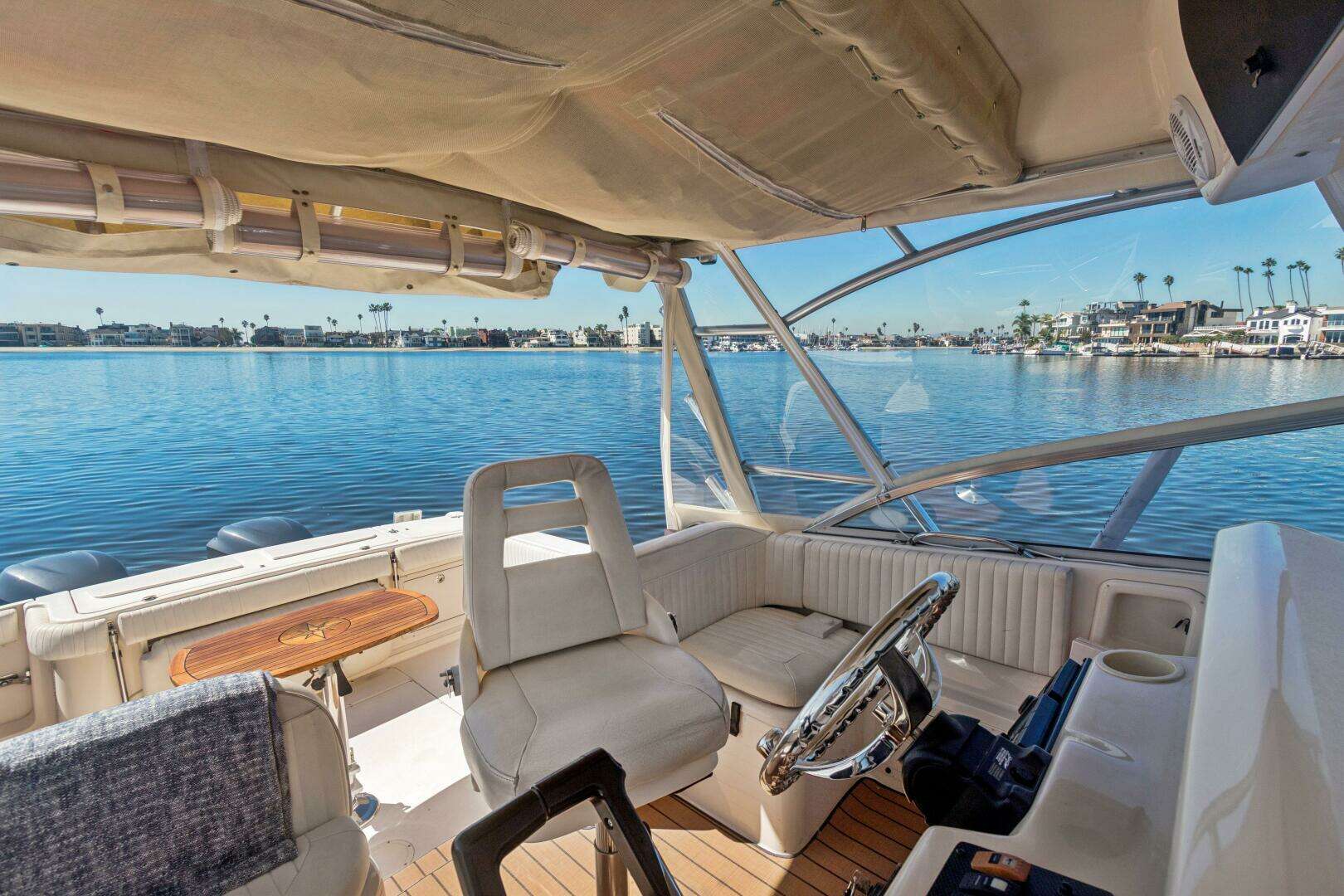 2006 Grady-White 330 Express - Image 15