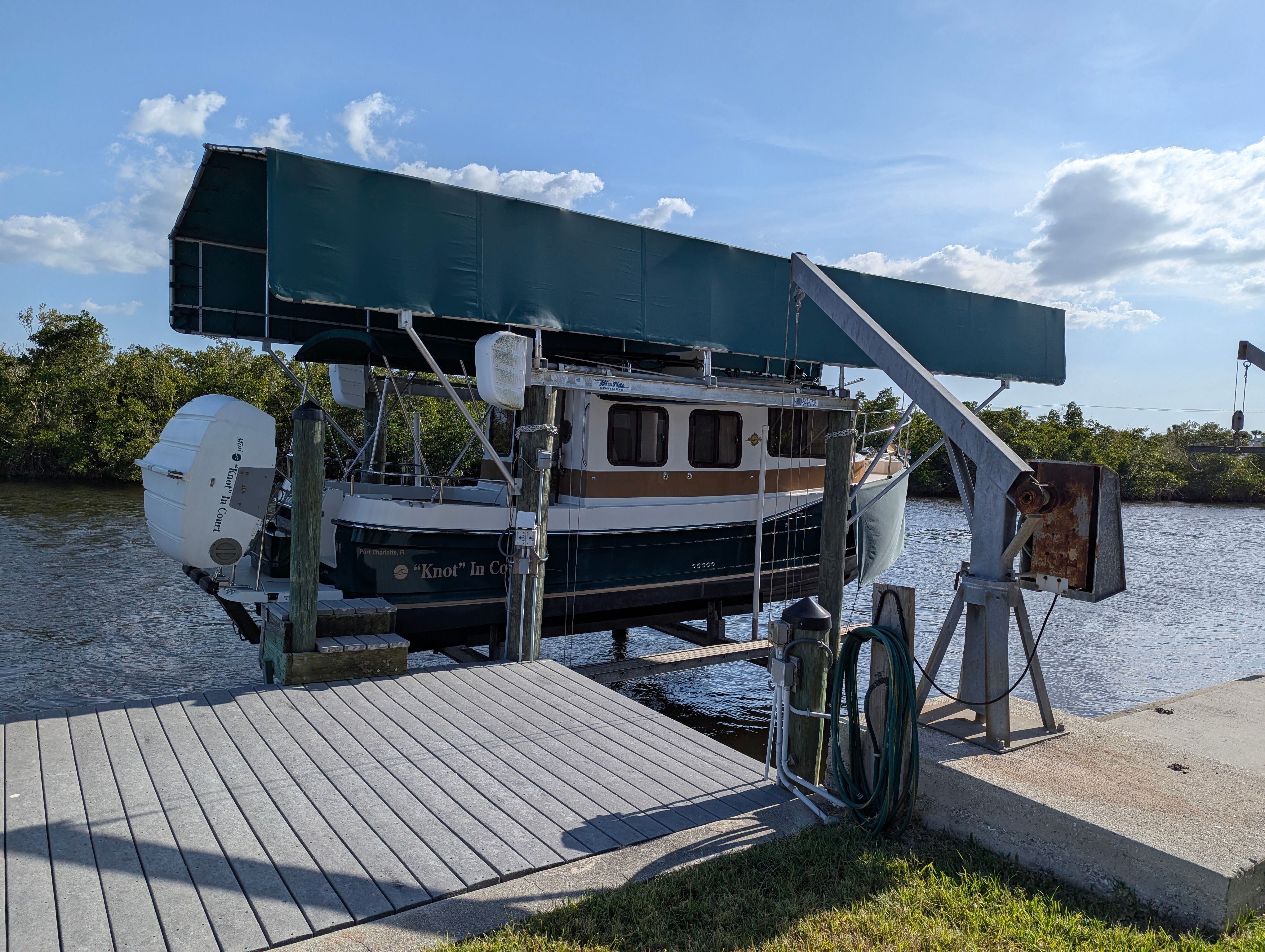 2014 Ranger Tugs R-27 - 63