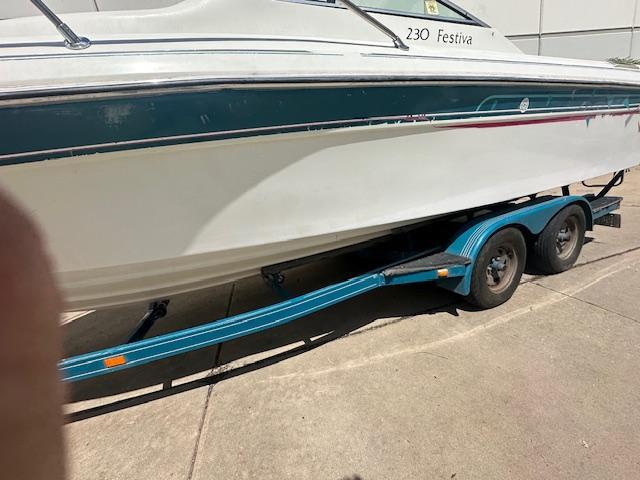 1994 Rinker Festiva - 3
