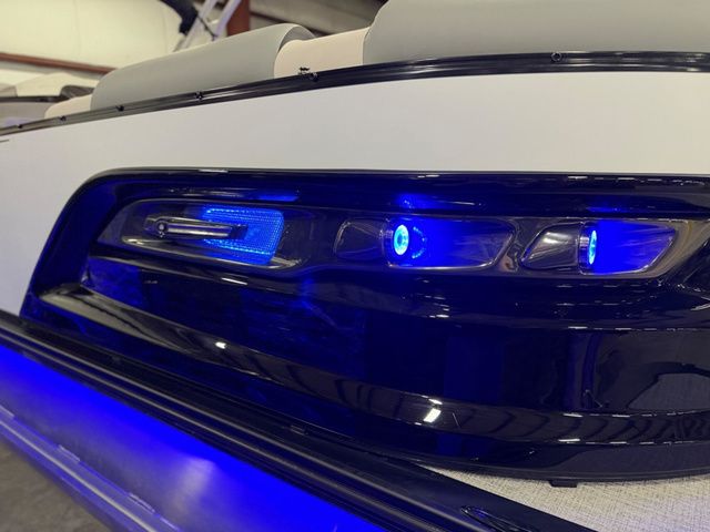 2026 Tahoe 2585 Grand Tahoe LTD Twin Quad Lounger Shift - 7